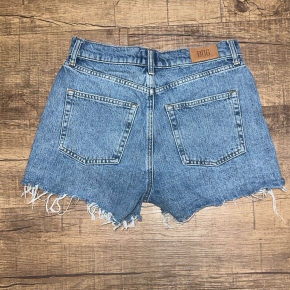 BDG Pax Jean denim distressed shorts - Picture 4 of 5